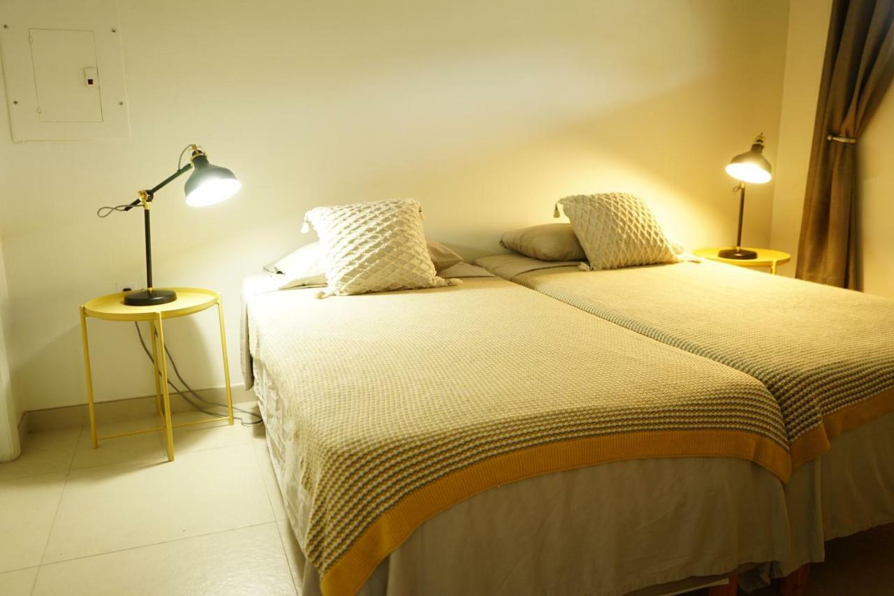 Lagoon Marina Apartments Koolbaai Bagian luar foto